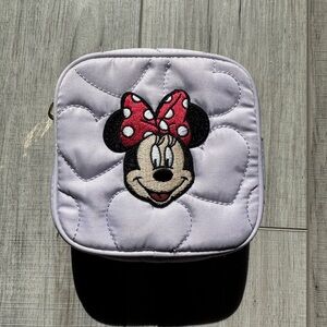 Stoney Clover Lane x Disney cosmetics pouch. Minnie Mouse.